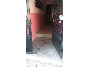 Koruma kararı bulunan eşine zarar verme iddiası