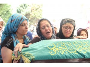 Genç kabin memuru son yolculuğuna uğurlandı