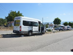 Tokat’ta yolcu minibüsü refüje çıktı: 6 yaralı