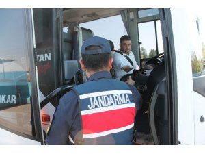Jandarmadan bayram öncesi trafik denetimi