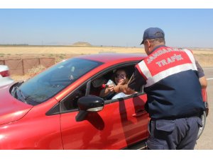 Jandarmadan sürücülere broşürlü uyarı