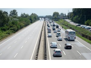 Yollarda bayram yoğunluğu