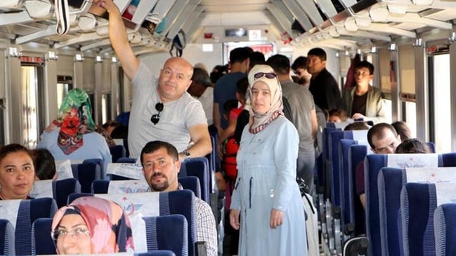 Talep çok fazla... Doğu Ekspresi'nde bayram yoğunluğu!