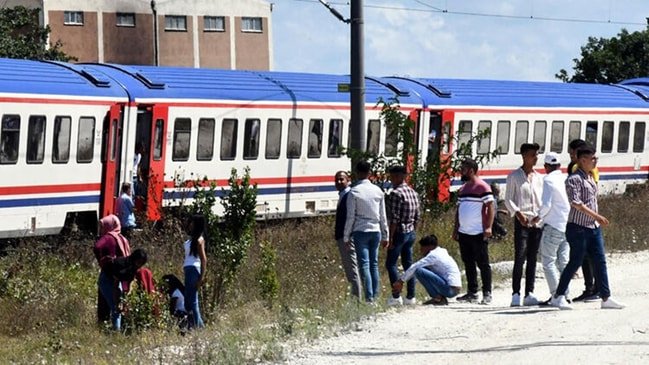 Hayvanlarını kurtarmak isteyen çobanın acı sonu!