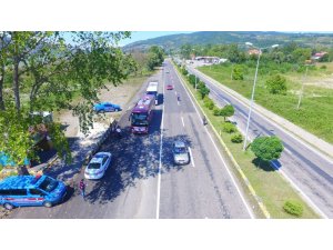 Jandarma ceza makbuzu yerine şeker ikram etti