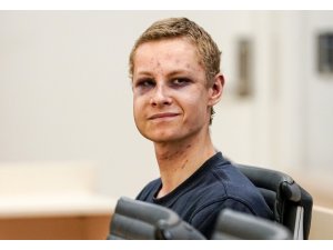 Norveç’te camiye saldıran zanlı hâkim karşısında