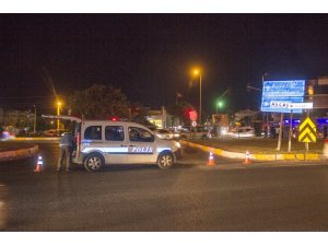 Akçay araç girişlerine kapatıldı