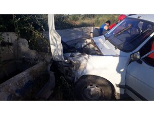 Denizli’de trafik kazası: 5’i yabancı uyruklu 8 yaralı