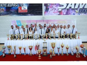 Yakın Doğu Üniversitesi’nden 2018-2019 sezonunda 73 şampiyonluk