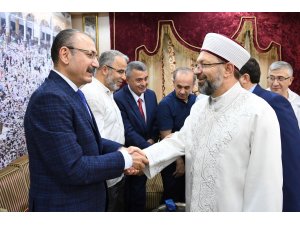 "Amacımız hacılarımızın ibadetlerini eksiksiz yapmalarını sağlamak"