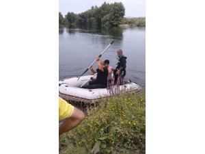 Boğulma tehlikesi geçiren kişi hastaneye kaldırıldı