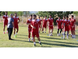 Erzincanspor 2. etap kampına Erzurum’da başladı