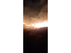 Samandağ’da Tarihi Yerde Korkutan Yangın