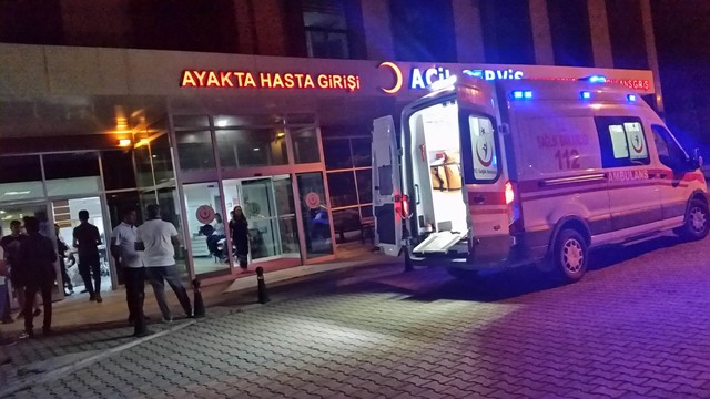 Otomobil takla attı: 2 yaralı