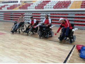 Boccia antrenmanları devam ediyor