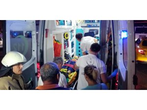 Fatih’te polis aracı ile otomobil çarpıştı: 1’i polis 7 yaralı