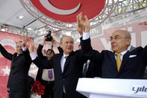 Durak MHP'yi şereflendirmiştir