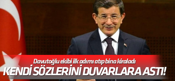 Kendi sözlerini duvarlara astı!