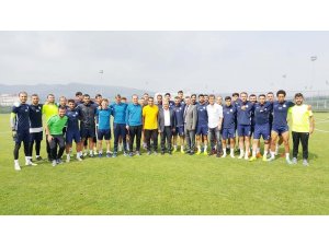Başkan Zeybek,  AFJET Afyonspor antrenmanını izledi
