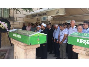 Maganda kurşunu ile hayatını kaybeden genç kız son yolculuğuna uğurlandı