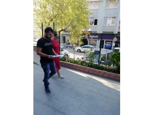 Cezaevi firarisi hamile kadın teslim oldu