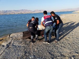 Malatya’da serinlemek için baraja giren genç boğuldu