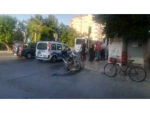 Otomobil motosiklete çaptı: 1 ağır yaralı