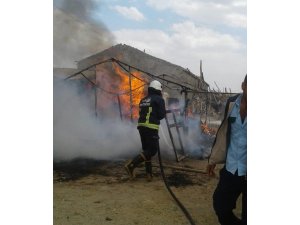 Van’da konteyner yangını