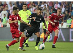 Süper Lig: Sivasspor: 3 - Beşiktaş: 0 (Maç sonucu)