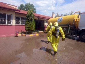 Sakarya’da su basan okulda kimyasal paniği