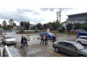 Zehir tacirlerinin oyununu jandarma bozdu
