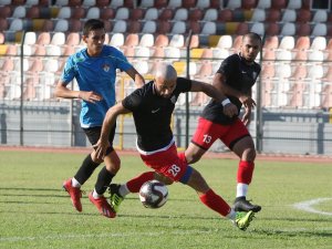 Manisaspor hazırlık maçında Somaspor’a 4-1 yenildi