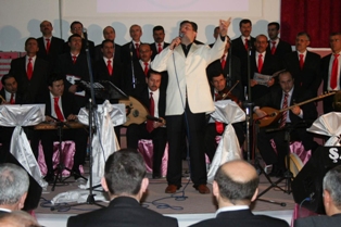 İmamlar korosundan kahramanlık türküleri