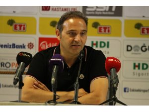 Fuat Çapa: “2 puan kaybettiğimiz için üzüldük”