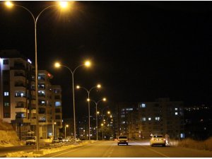 Dicle Elektrik’ten Karaköprü’ye 1 milyon liralık aydınlatma yatırımı