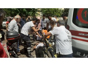 Otomobil ile motosiklet çarpıştı: 1 yaralı