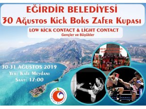 Büyük zaferin yıldönümünde kickboks gecesi