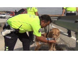 Kırıkkale’de takla atan otomobil su kanalına devrildi: 2 yaralı