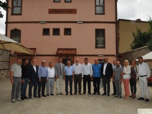 Üniversite kayıtları öncesi istişare toplantısı yaptı