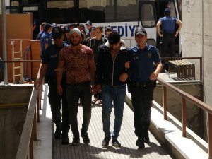 Taşlı sopalı beşik kertmesi kavgasındaki 18 kişi adliyeye sevk edildi