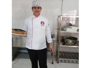 19 yaşındaki otel çalışanı otel lojmanında ölü bulundu