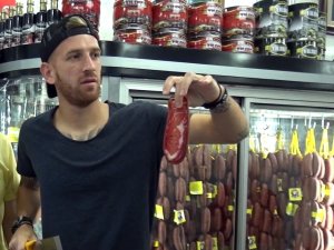 Kayserisporlu futbolcu Pedro Henrique pastırma doğradı
