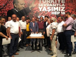 AK Parti Tunceli’de, 18’inci yaşını kutladı