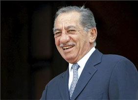 Rum modası: Mezar soygunu