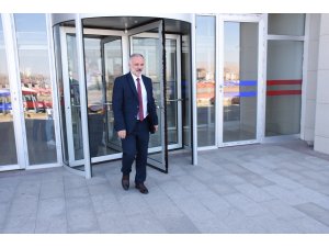 HDP'li Kars Belediye Başkanı Bilgen adliyede