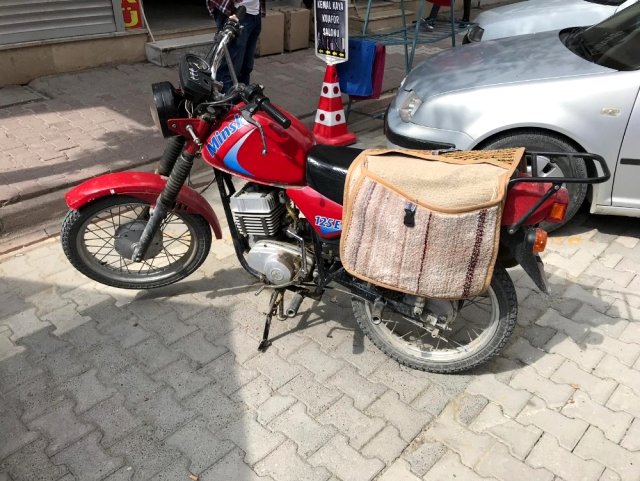 Ruhsatsız motosikletler toplanıyor