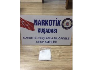 Kuşadası’nda uyuşturucu operasyonu, 2 şüpheli tutuklandı