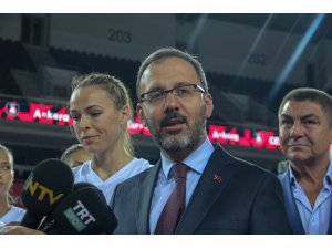 Bakan Kasapoğlu: “Voleybolda bizleri çok güzel başarıların beklediğine inanıyorum”