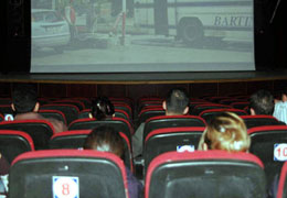 'Her okula bir cep sineması"'