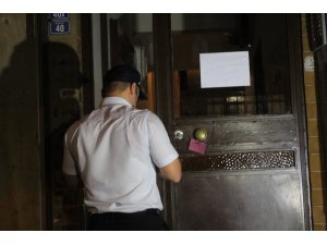 Toprak kaydı, 2 apartmandaki vatandaşlar tahliye edildi
